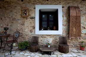 Guest House - To Archontiko