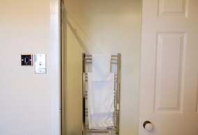 Ravenswood Guest House