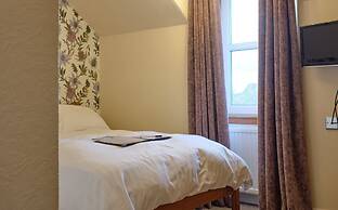 Ravenswood Guest House