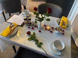 Tyndale Boutique B&B - Adults Only