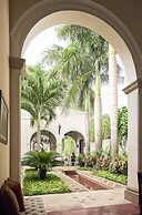 Casa Lecanda Boutique Hotel