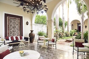 Casa Lecanda Boutique Hotel