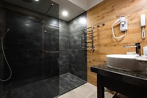 Tsunami Spa Hotel