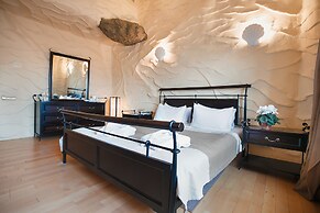 Tsunami Spa Hotel