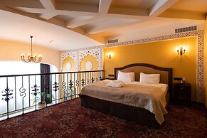 Tsunami Spa Hotel