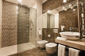 Tsunami Spa Hotel