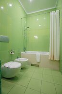 Tsunami Spa Hotel