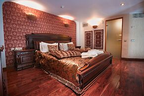 Tsunami Spa Hotel
