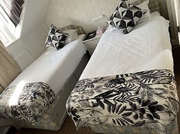 Diamonds Villa