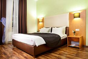 Greguar Hotel & Apartments