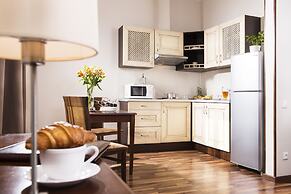 Greguar Hotel & Apartments