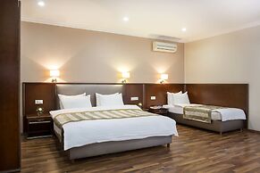Greguar Hotel & Apartments