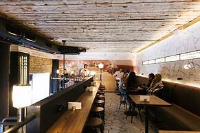 Greguar Hotel & Apartments