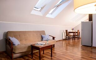 Greguar Hotel & Apartments