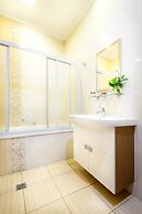 Greguar Hotel & Apartments