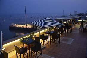 Sea Palace Hotel