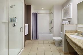 Courtyard by Marriott Ottawa East