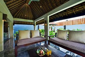 The Khayangan Dreams Villa Umalas