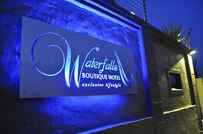 Waterfalls Boutique Hotel