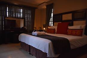 Waterfalls Boutique Hotel