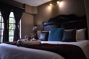 Waterfalls Boutique Hotel