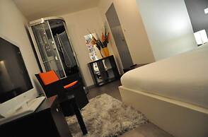 Hotel M