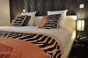 Hotel M