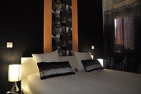 Hotel M