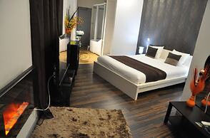 Hotel M