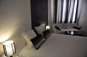 Hotel M