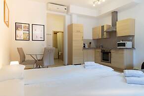 Made Inn Budapest