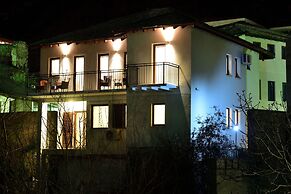 Pansion Villa Nur