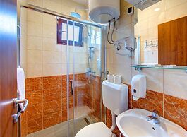 Pansion Villa Nur