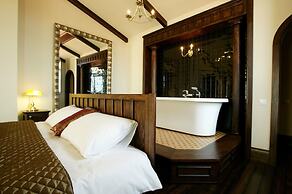 Arena Regia Hotel & Spa