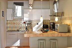 Simatos Apartments and Studios