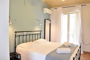 Simatos Apartments and Studios