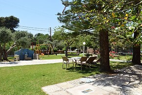 Simatos Apartments and Studios