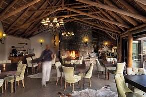 Kwandwe Great Fish River Lodge