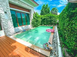 Royal Sammuk villas