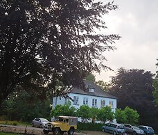 Au Nom De Dieu
