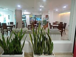 Hotel Charthon