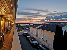 Regal Inn