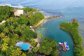 Namale Resort and Spa - Adults Only