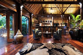 Namale Resort and Spa - Adults Only