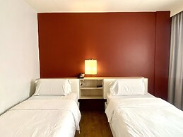 Circle Inn - Hotel & Suites