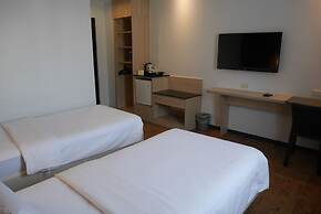 Circle Inn - Hotel & Suites