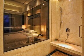 Hilton Dalian