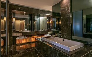 Park Hyatt Abu Dhabi Hotel & Villas