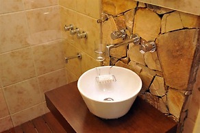 Tayka Hotel