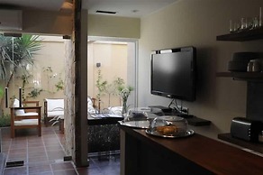 Tayka Hotel
